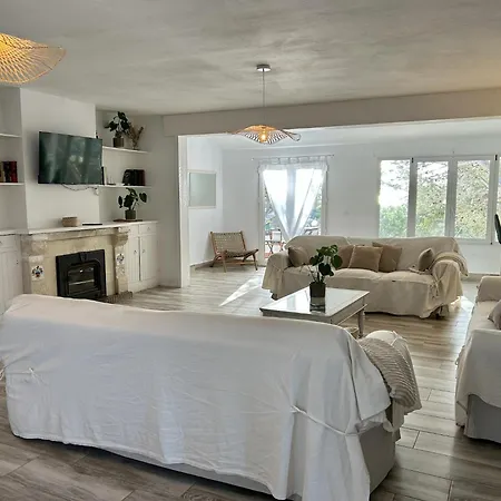 Semesterbostad Biniforcat